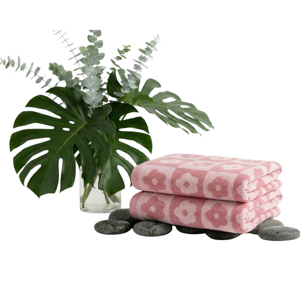 Checkered Floral Pink Bath Towels — 2‑Pack (27.5" x 55")